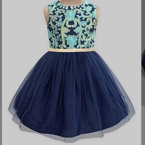 NWOT A.T.U.N. Size 6-7Y Navy Daisy Trellis Embroidered Tulle-Overlay Dress